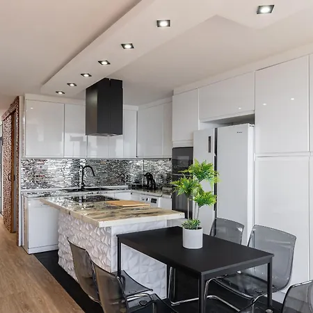 Lejlighed Monko Tower *