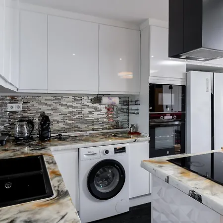 Monko Tower * טורמולינוס