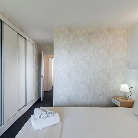 Monko Tower דירה *